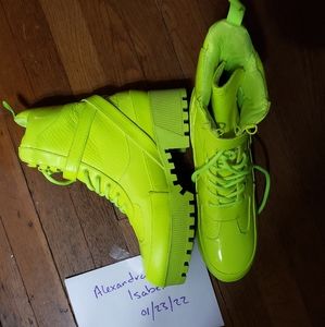 Cape Robbin Commander Combat Boots in Neon Yellow NEW Size 9